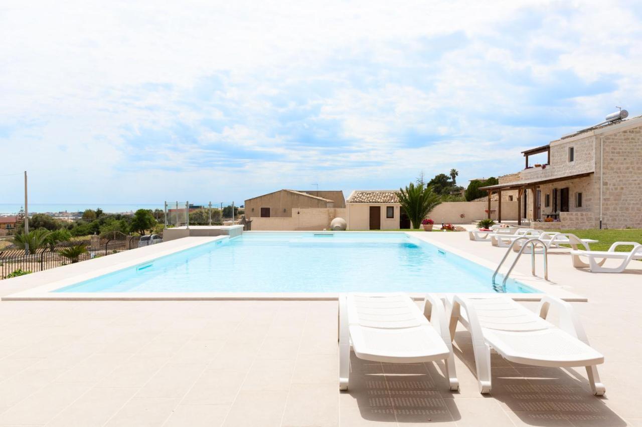 Aparthotel Emozioni Di Casa Barone Scicli Esterno foto